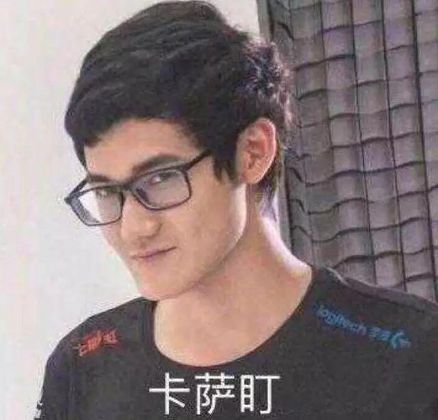 包含Karsa在塞尔维亚队比赛中重返赛场，出色发挥引发热议！比赛高潮迭起的词条